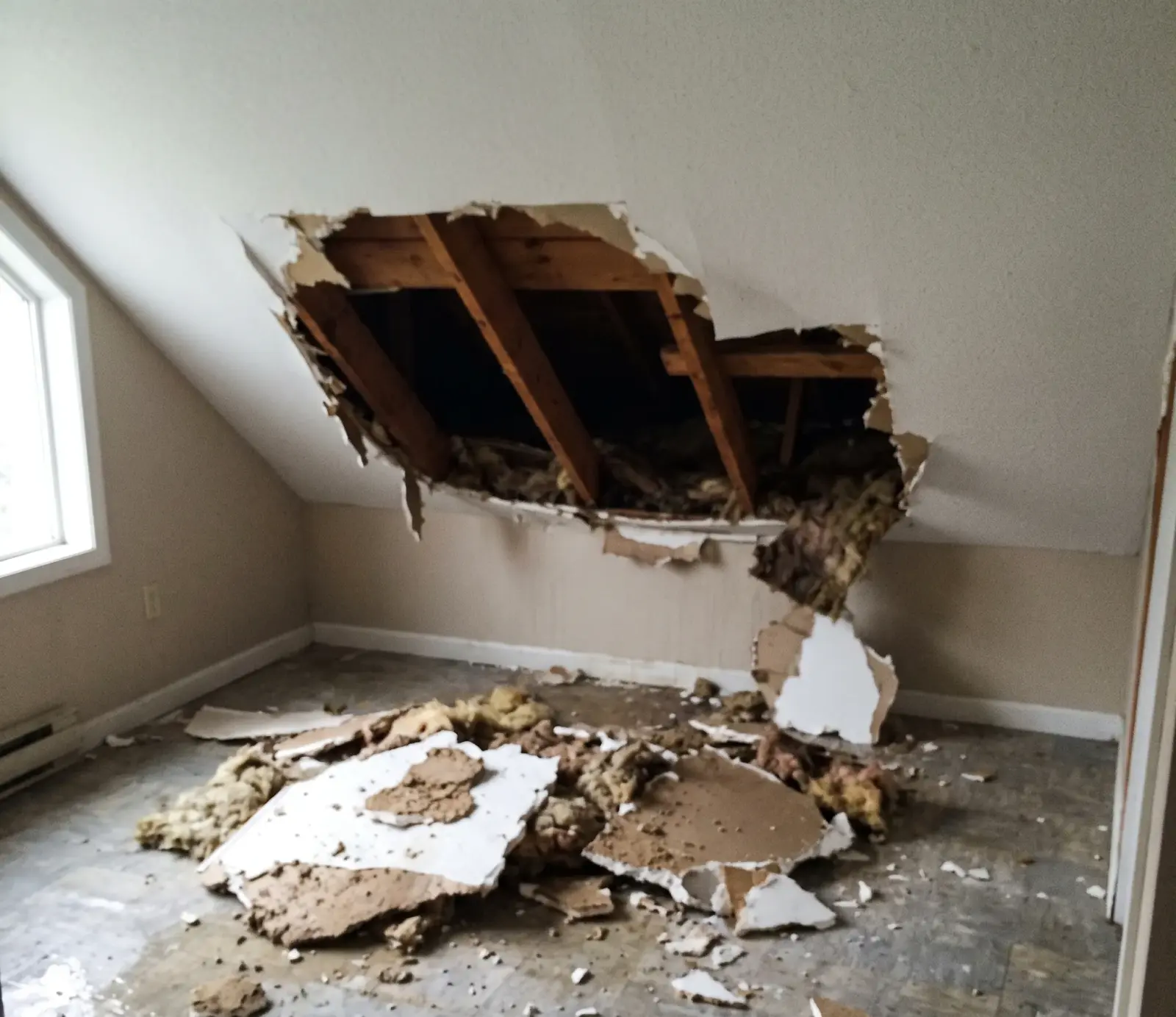 Hidden Water Damage: 7 Signs in Nashville Homes
